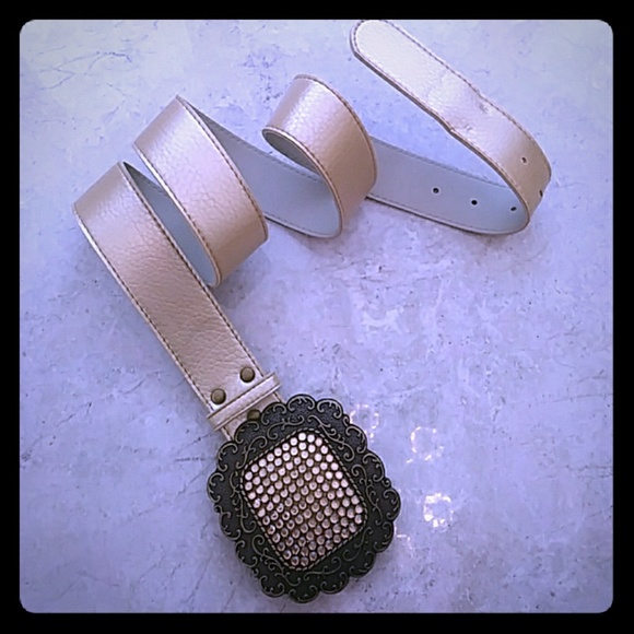 Accessories - Gold Belt NWOT
